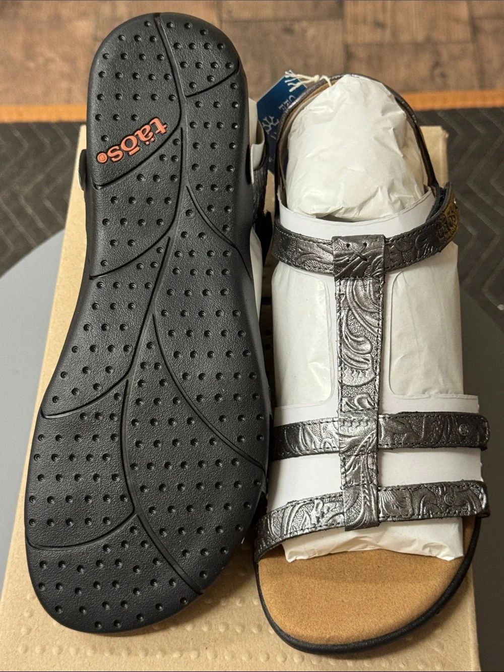 Taos women’s sandals (style) TROPHY 2 (color) PEWTER EMBOSSED